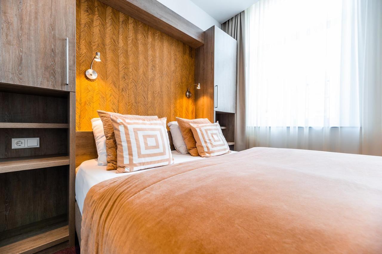 Hotel Bru ブライニッセ エクステリア 写真
